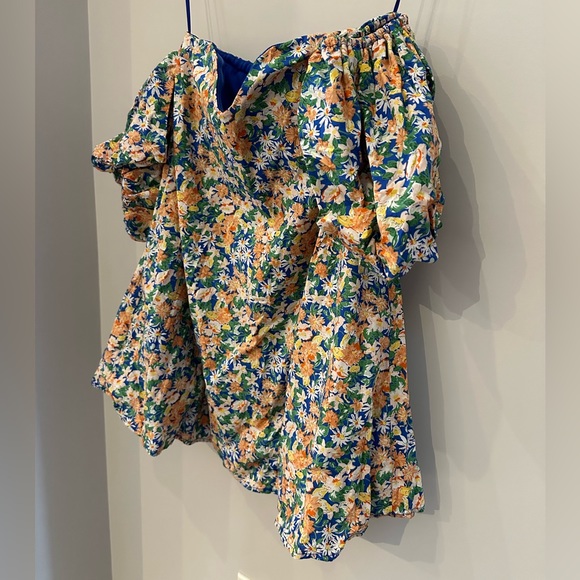 Off the shoulder mini colourful pattern dress! - Picture 2 of 4